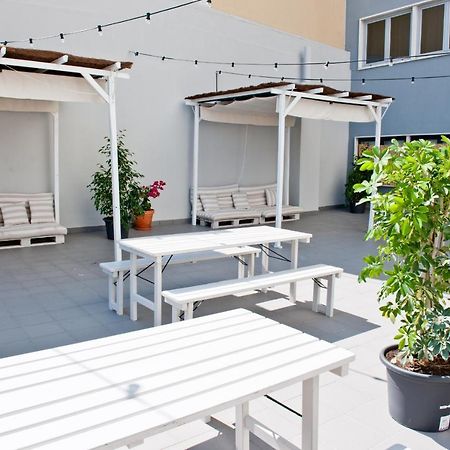 Апартаменты Garden Patio 1B - 1 Bdr With Terrace Лиссабон Экстерьер фото